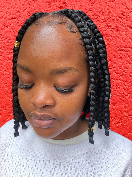 Short bob knotted braids